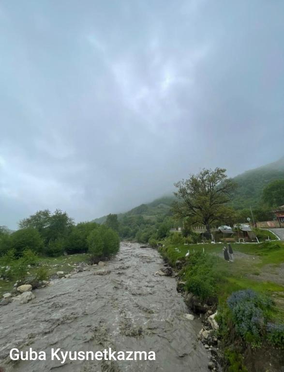 حمام حجري أنيق